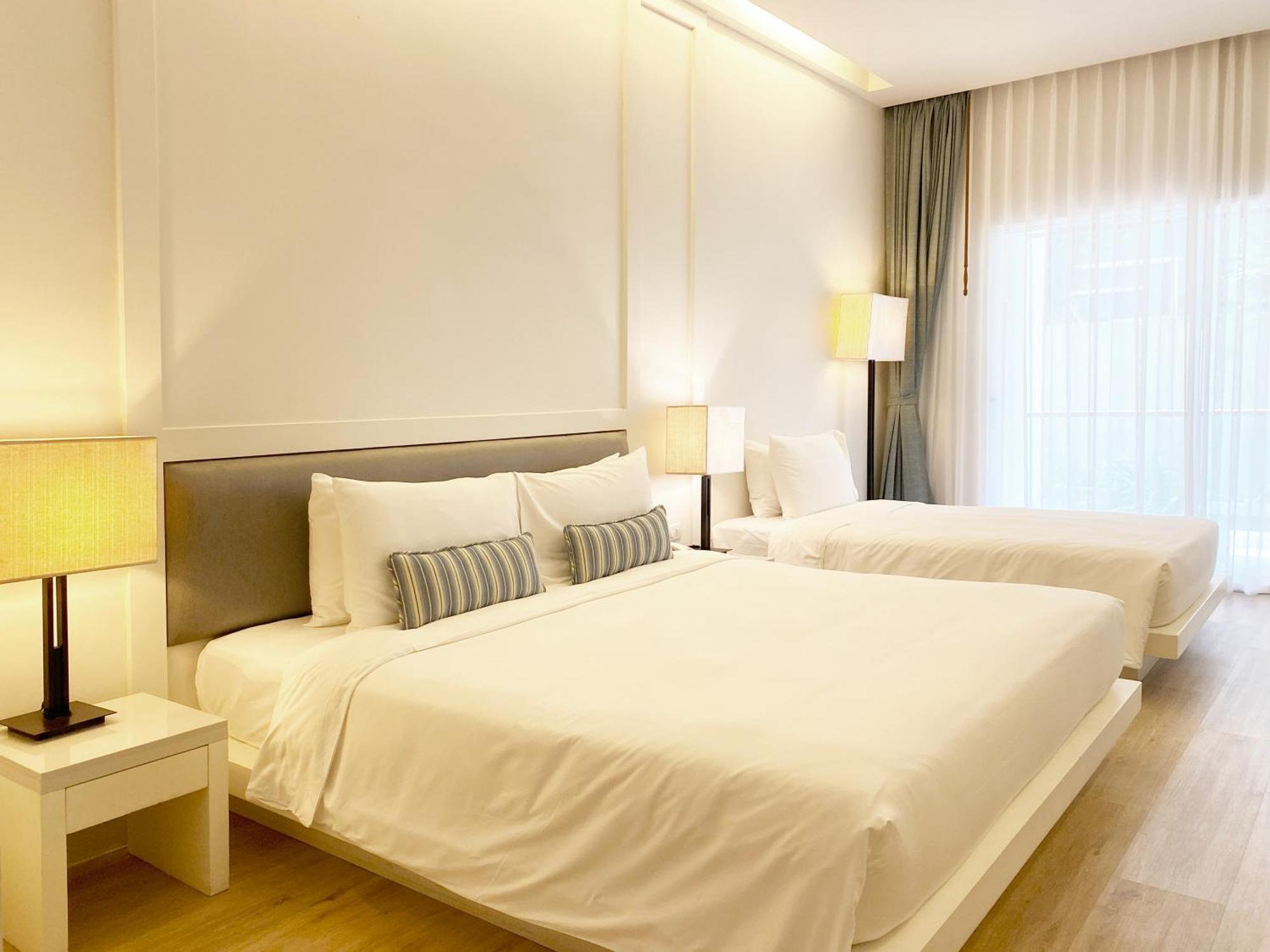 Nap Patong Hotel Phuket Buitenkant foto
